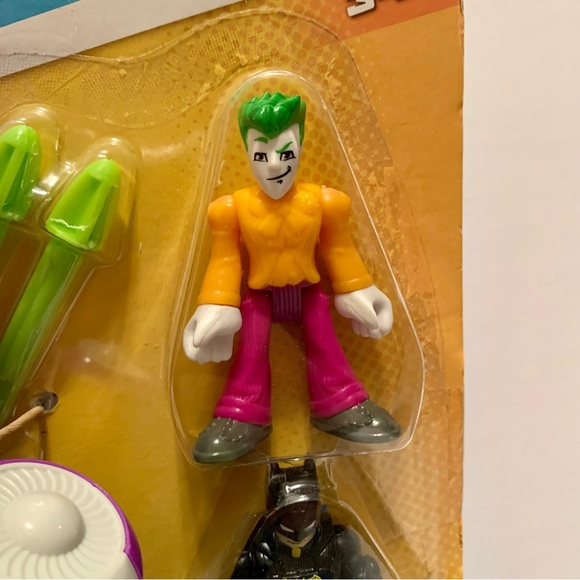 Imaginext Batman Mech & the Joker Jet - Picture 3 of 13